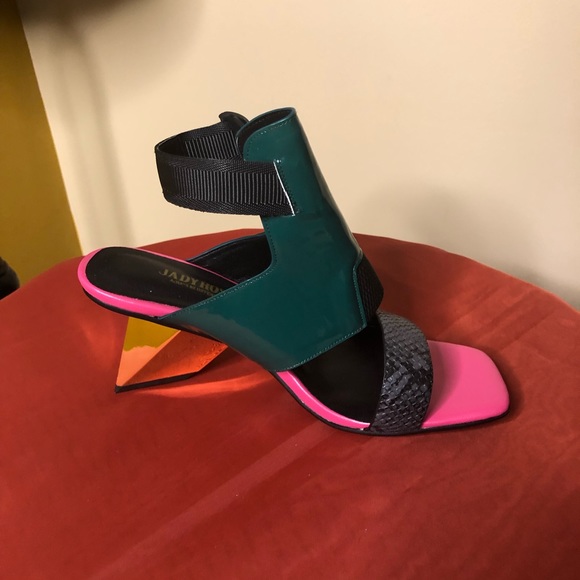 Jady Rose Stylish Sandal w/ Original Box S10 - Picture 1 of 8